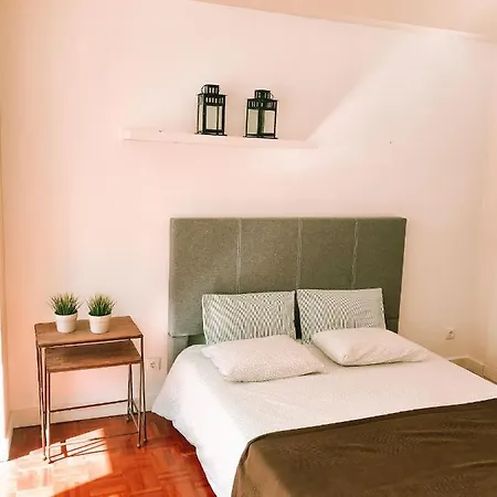 Quarto em Acomodações Particulares 7rios *